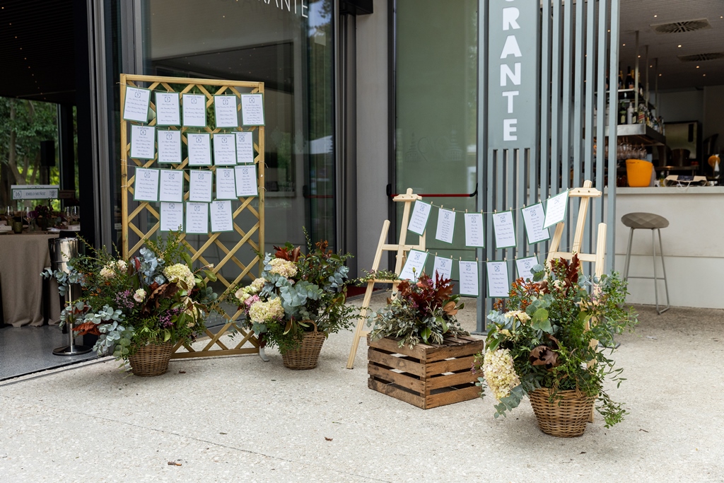 Boda banquete en El 29 Sitting y entrada para celebración de boda